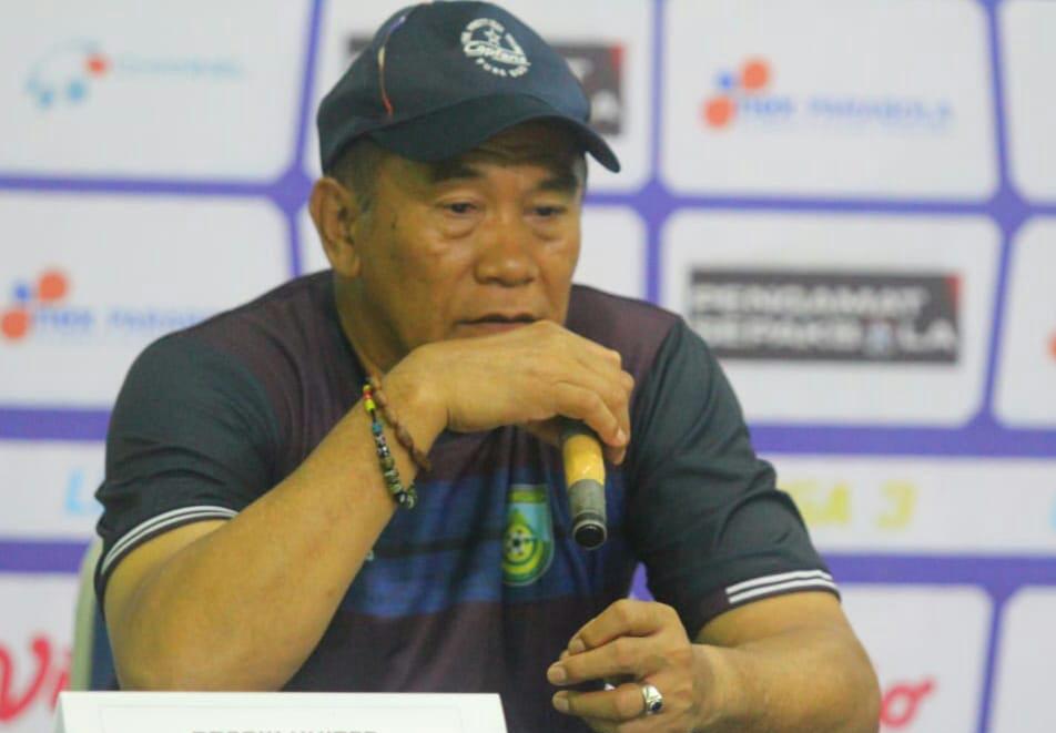 Pelatih Kepala Gresik United (GU),  Subangkit