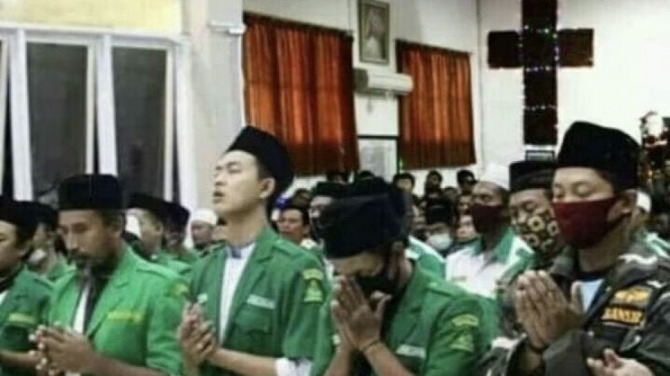Hasil Editan : PC GP Ansor Gresik menjadi korban foto hoax di media sosial.