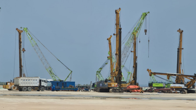TAMBAH LUASAN : PT Freeport Indonesia bergerak cepat membangun pabrik pengolah smelter di Kawasan KEK JIIPE. (Dok/Radar Gresik)