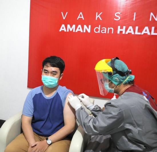 KEJAR HERD IMMUNITY : Pemerintah Kabupaten Gresik tengah mematangkan rencana pemberian vaksin dosis ketiga yang akan dimulai pekan depan. (Dok./Radar Gresik)
