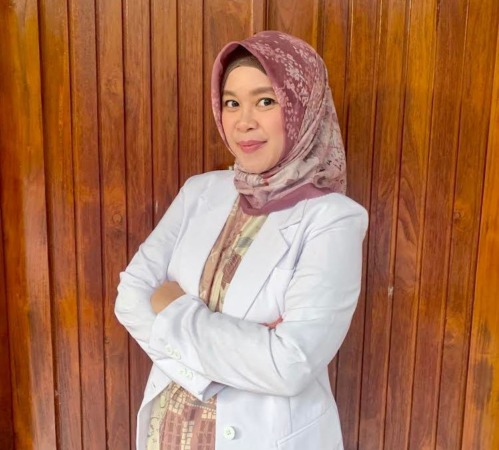 dr. Nur Lailatul F. SpOG. M.Ked. Klin Dokter Spesialis Kandungan RS SEMEN Gresik (Dok/Radar Gresik)
