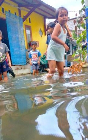 dua desa yang terendam banjir Rob yakni Desa Pulopancikan dan Kelurahan Lumpur. (Dok./Radar Gresik)