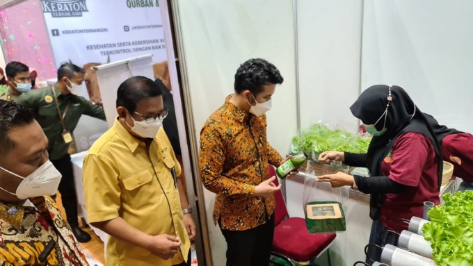 MHE (Manga Hybrid Expo) 2022 adalah ajang pameran yang dilaksanakan secara offline dan online bagi Mitra Kebanggaan Petrokimia Gresik yang terpilih untuk menunjukkan produk-produk unggulan mereka. (Ist./Radar Gresik)