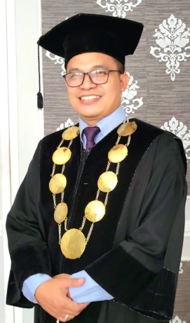 Pakar hukum Universitas Gresik (Unigres), Soeyanto. (ISTIMEWA/RADAR GRESIK)