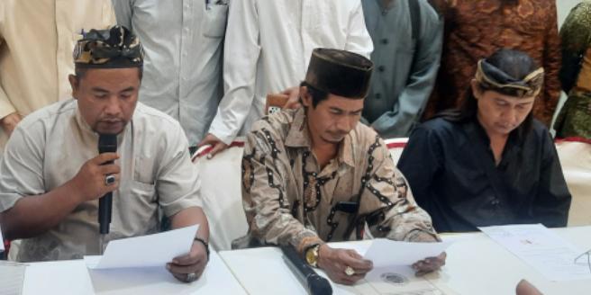 DITAHAN: Ketiga tersangka sudah ditahan tinggal Nur Hudi tidak datang saat pemeriksaan dan belum ditahan. (Ist./Radar Gresik)
