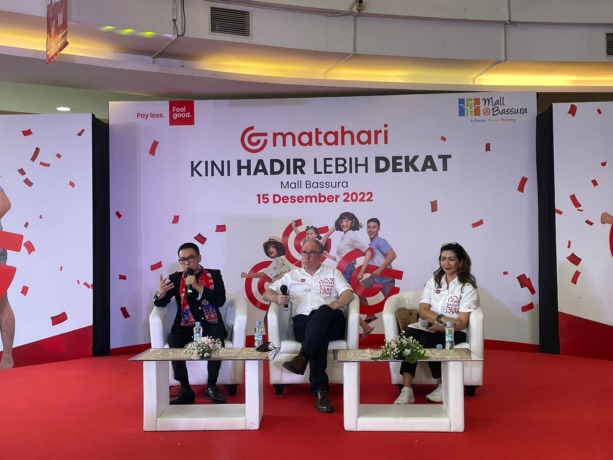 Preskon: Manajemen Matahari Departemen Store memberikan keterangan terkait dibukanya gerai baru di Gresik.