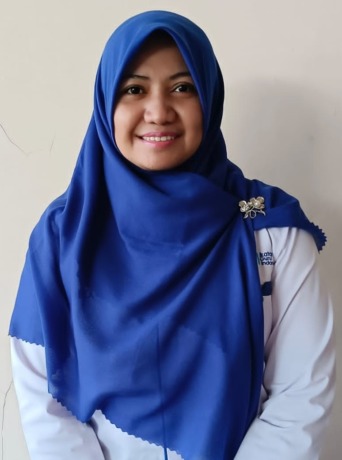 Ria Eka Lestari, Sekretaris Ikatan Guru Indonesia (IGI) Kabupaten Gresik. (Ist./Radar Gresik)