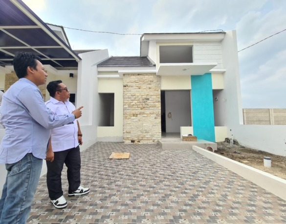 Prospektif : Kehadiran para pelaku usaha properti di kawasan Ring Road Gresik membuat kawasan ini semakin menggeliat. (Firmansyah/Radar Gresik)
