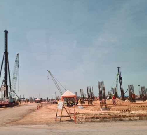 PERCEPATAN INDUSTRI: PT Freeport Indonesia (FI) terus mempercepat pembangunan proyek pengolahan Smelter di kawasan Java Integrated Industrial and Port Estate (JIIPE). (Ist/Radar Gresik)