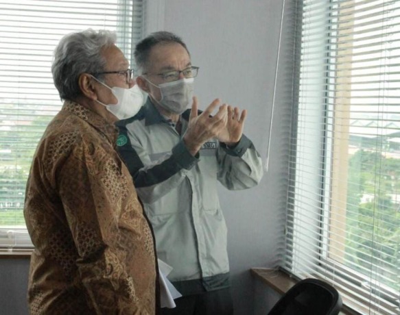 Duta Besar (Dubes) Indonesia untuk Jepang Heri Akhmadi bersama Konsul Jepang di Surabaya, Ishii Yutaka melakukan kunjungan kerja ke Kabupaten Gresik. (Firmansyah/Radar Gresik)