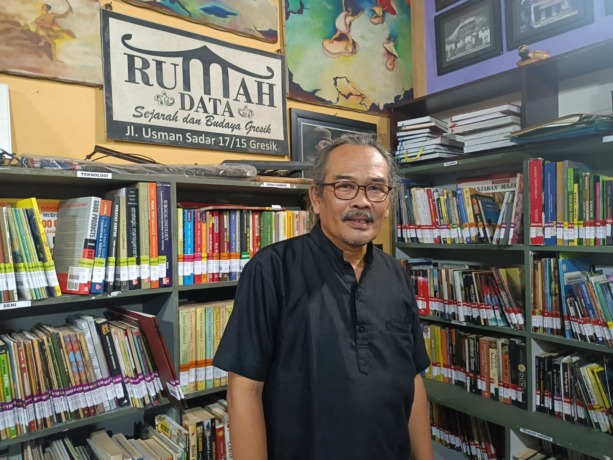 Kris Adji AW, Ketua Yayasan MATASEGER (Riri/Radar Gresik)