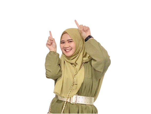 Soraya Ghyna Adani, Presenter dan penyanyi. (Riri/Radar Gresik)