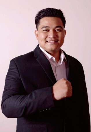 Muhammad Syahrul Munir S.S., M.Hum, Anggota DPRD Gresik. (Dok/Radar Gresik)