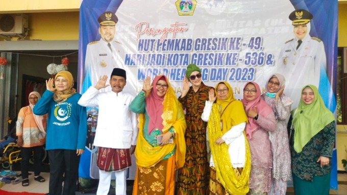 PEDULI ANAK HEBAT: Dalam Rangka memperingati Hari Jadi Kota Gresik yang ke-536 tahun dan Hari Pendengaran sedunia (World Hearing Day), Dinas Pendidikan Kabupaten Gresik UPT Resource Centre (RC) menyelenggarakan berbagai kegiatan, kemarin.  (istimewa/radar