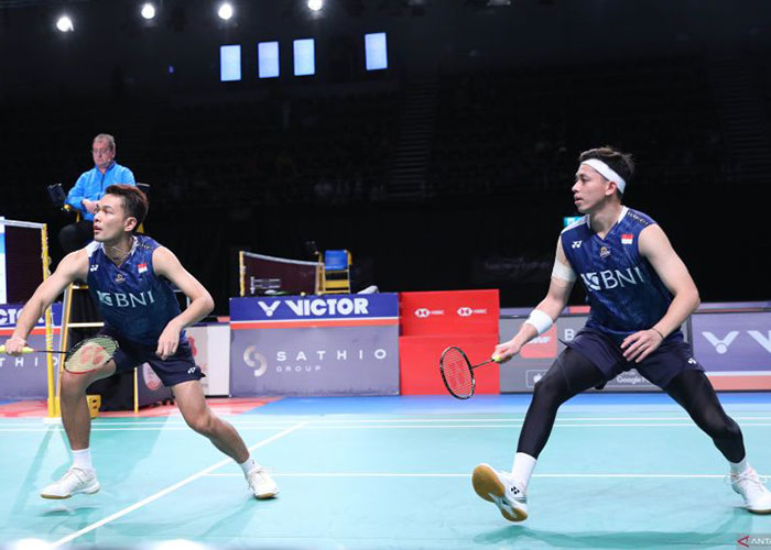 Pasangan ganda putra Indonesia Fajar Alfian/Muhammad Rian Ardianto saat berlaga di perempat final Australian Open 2023, Jumat (4/8).