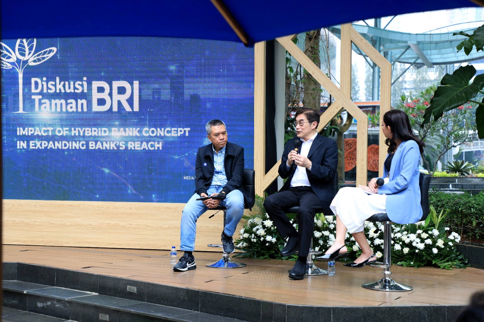Managing Director SOGO Indonesia Handaka Santosa dalam Diskusi Taman BRI yang mengangkat tema &ldquo;Impact of Hybrid Bank Concept in Expanding Bank&rsquo;s Reach&rdquo; pada Rabu (26/7).