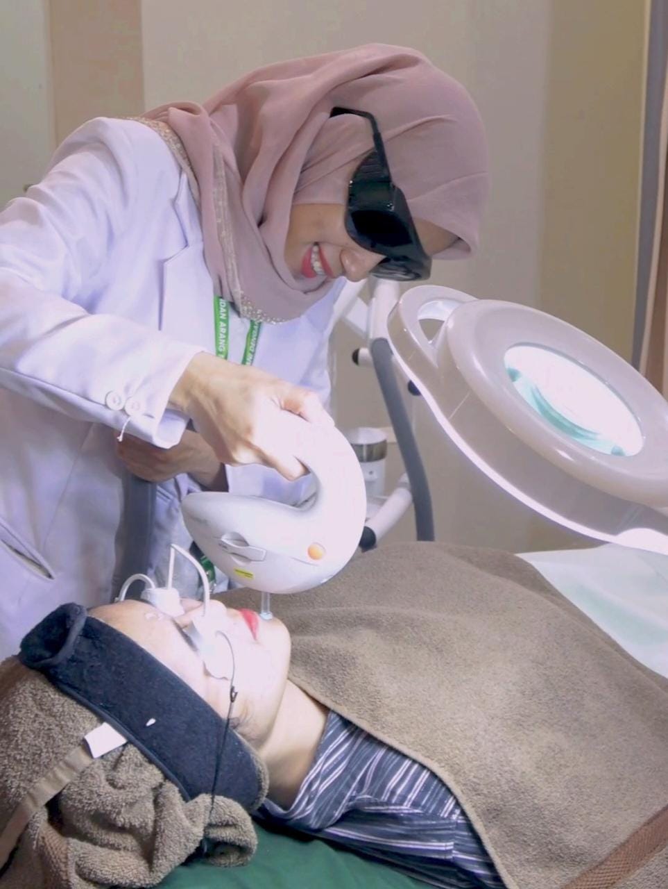 JANGAN ABAIKAN: Perawatan kulit perlu dilakukan rutin agar tetap sehat dan berpenampilan menarik.
