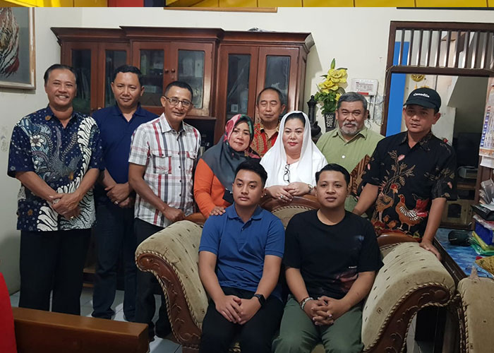 Pihak keluarga korban kecelakaan dan keluarga Keraton Surakarta sepakat untuk berdamai.