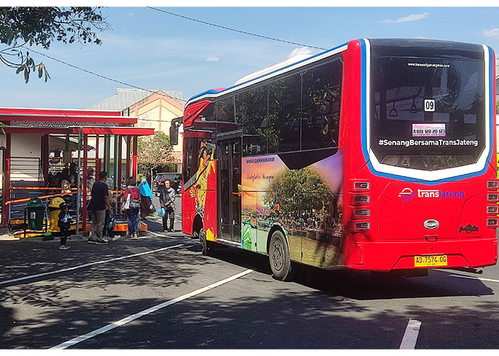 Armada Trans Jateng koridor 7 di Terminal Tipe C Wonogiri, Senin (14/8).