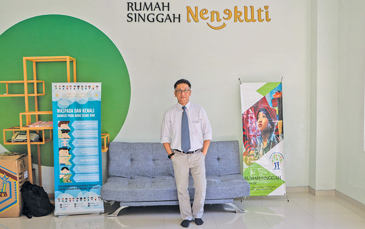 dr. Muhammad Riza, Sp.A (K), M.Kes sang pencetus rumah singgah bagi anak dalam kanker yang bernama Rumah Singgah Nenek Uti.