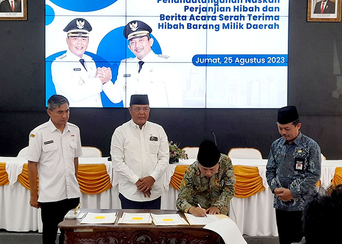 Penandatanganan NPHD pembangunan kampus UIN Raden Mas Said di Karanganyar, Jumat (25/8).