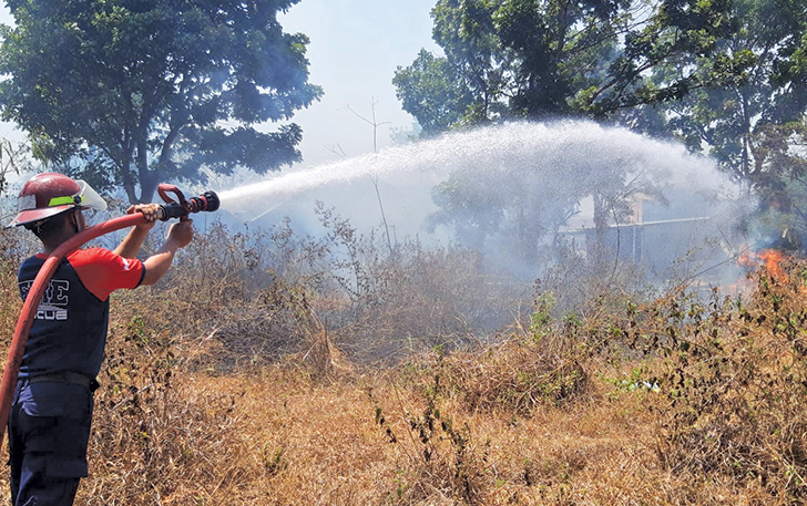 HANGUS : Kebakaran lahan yang terjadi di Desa Winong, Kecamatan Boyolali Kota.