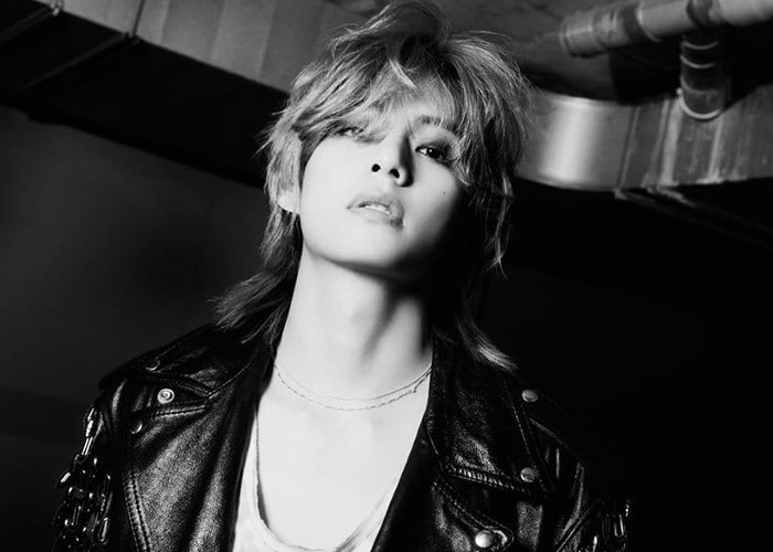 V BTS.