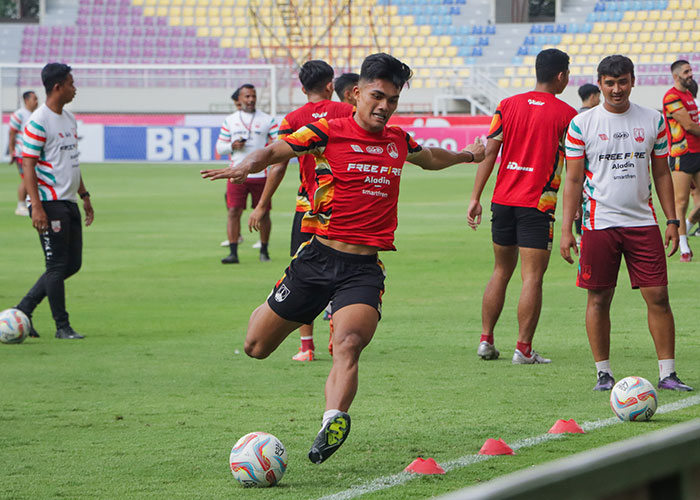 Persis Solo jalani official training jelang laga derby lawan PSIS Semarang.