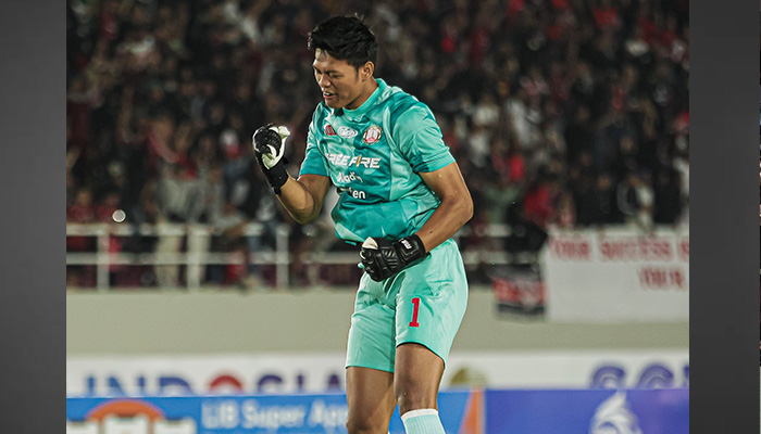 BANGKIT KEMBALI: Ekspresi M. Riyandi usai Persis Solo dipastikan menang dari PSIS Semarang di Stadion Manahan (16/9).