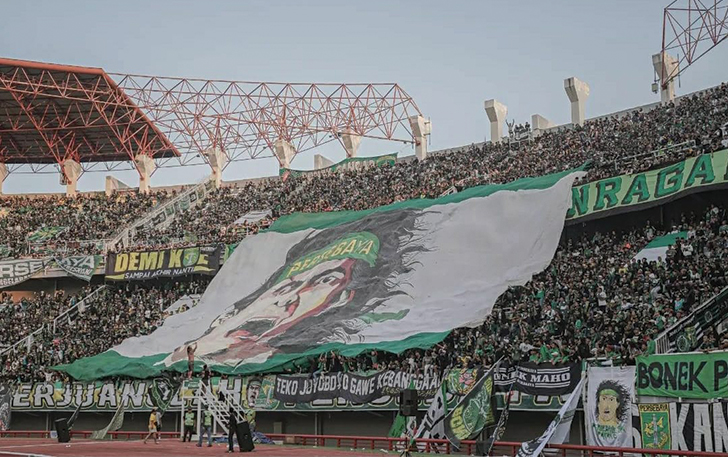 Ilustrasi suporter bonek.