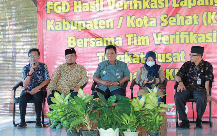 KOORDINASI: FGD verifikasi lapangan KKS di Pendapa Umbul Besuki, Desa Ponggok, Kecamatan Polanharjo, Kamis (21/9).