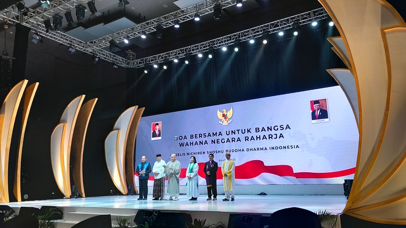 Doa bersama untuk bangsa yang digelar Wahana Negara Rahaja Majelis Nichiren Shoshu Buddha Dharma Indonesia di Hotel Alila Solo, Jumat (29/9/2023). (MAULIDA/RADAR SOLO)