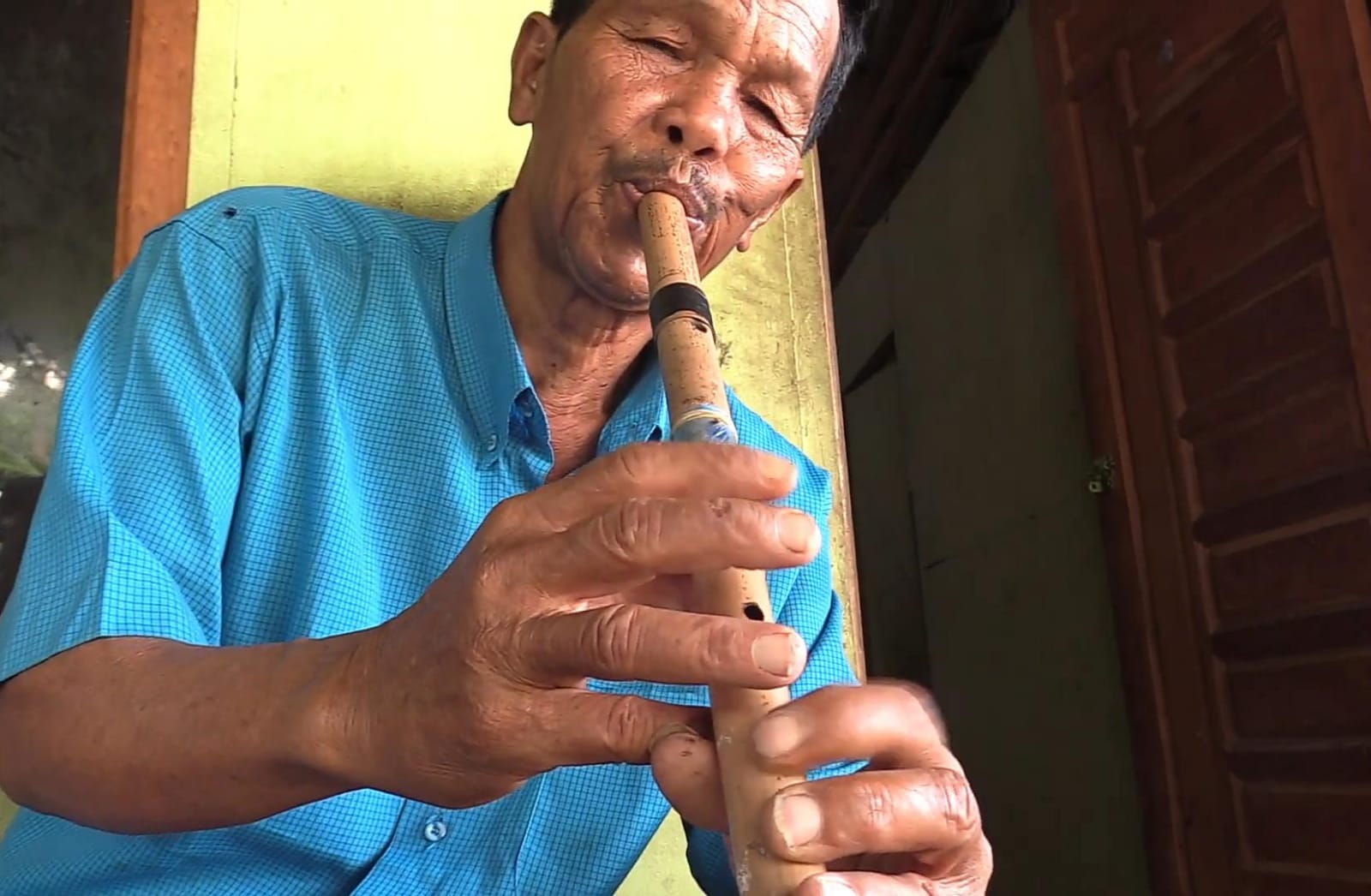 Instrumen tiup yang berasal dari daerah Alas, Kabupaten Aceh Tenggara.
