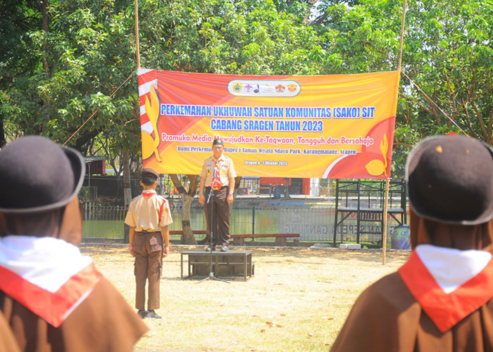 Ketua Kwaran Cabang (Kwarcab) Sragen Suwardi saat hadiri Perkemahan Ukhwah Satuan Komuintas (SAKO) SIT Cabang Sragen.
