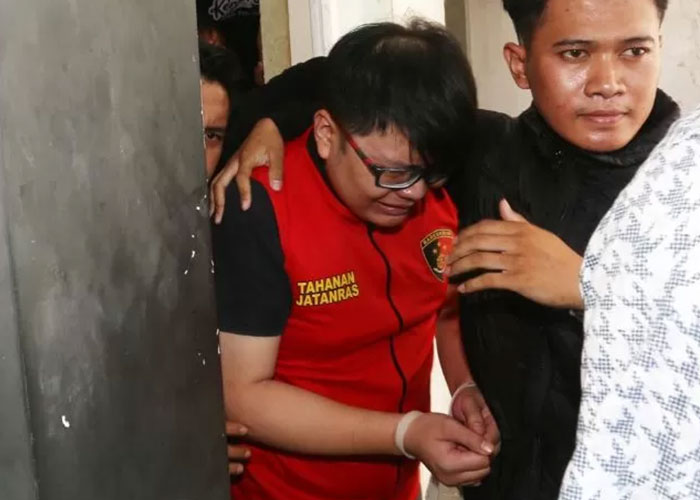 Ronald Tannur, tersangka penganiaya kekasihnya, Andien atau Dini Sera, hingga tewas saat di Mapolrestabes Surabaya, Jumat (6/10).