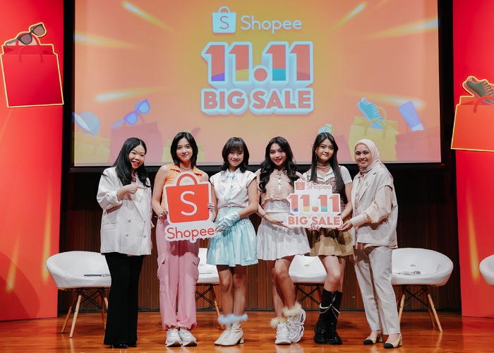 JKT48 bangga ikut berkolaborasi dalam Shopee 11.11 Big Sale karena bisa membantu mendorong bisnis UMKM dan bramd lokal terus berkembang.