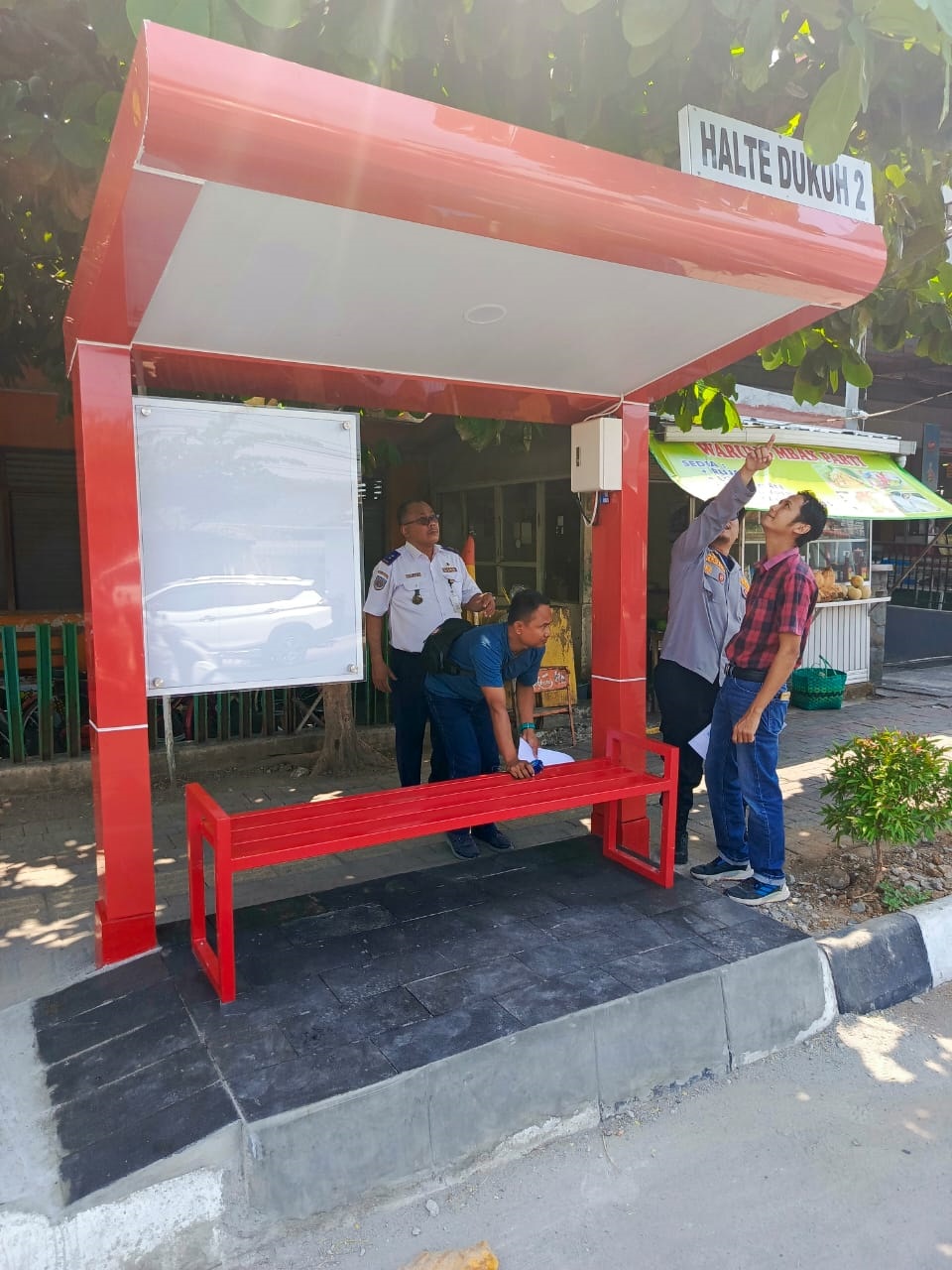 FASILITAS PENUMPANG: Salah satu halte Bus Trans Jateng di Kabupaten Sukoharjo.