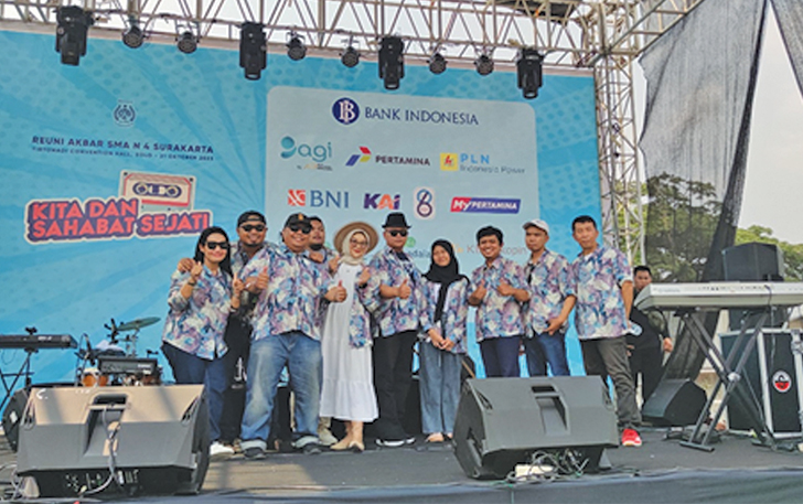 KOLABORASI: Band New Smara buka reuni akbar alumni SMAN 4 Surakarta di Convention Hall Terminal Tirtonadi.