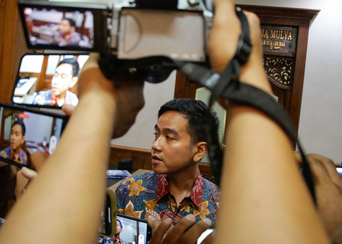 Wali Kota Solo Gibran Rakabuming Raka telah urus syarat-syarat untuk daftar cawapres ke KPU RI.