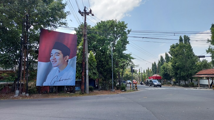 Salah satu spanduk Gibran Rakabuming Raka di Jalan Lingkar Selatan, Boyolali Kota, Selasa (24/10/2023).