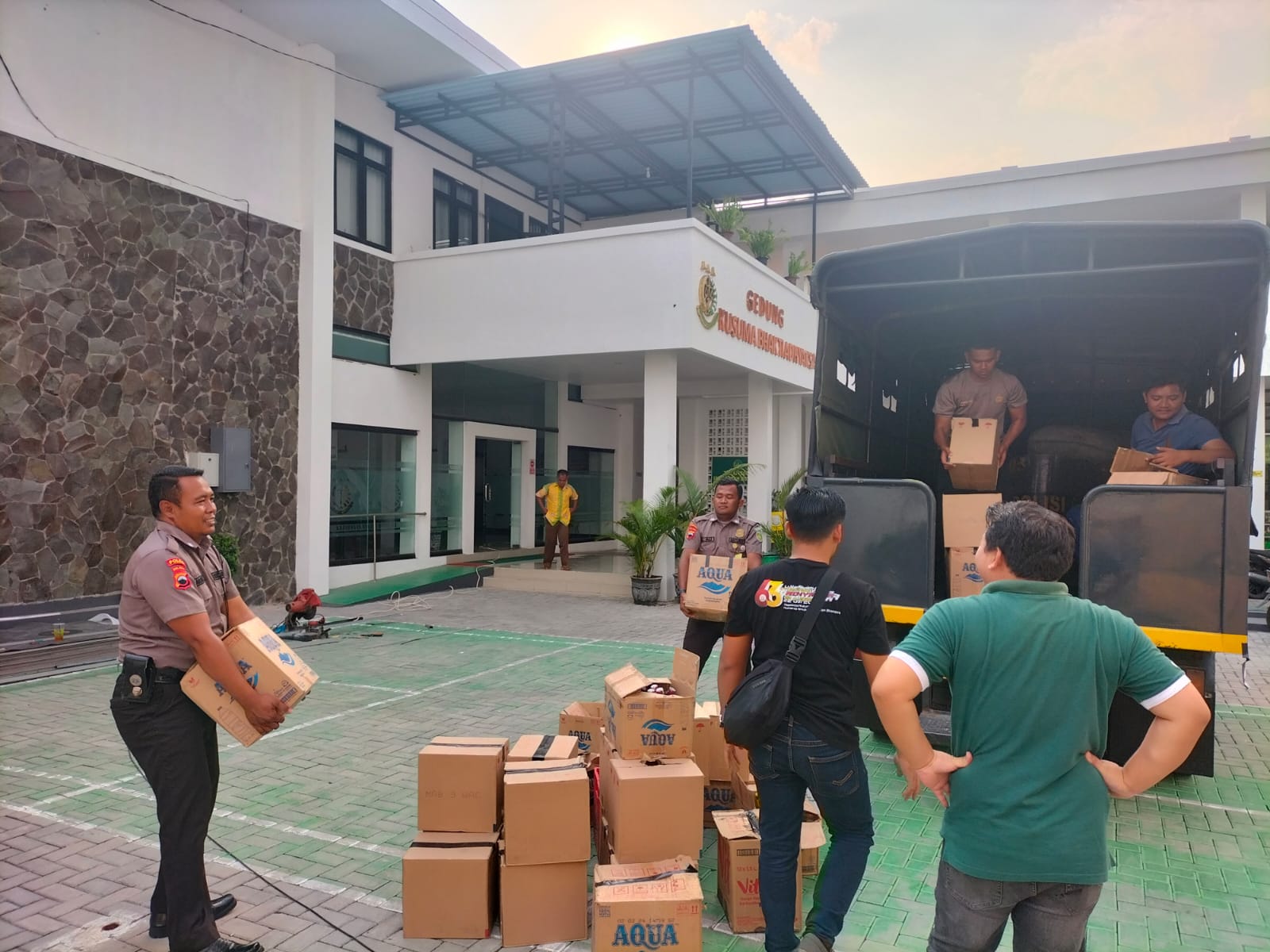 Barang bukti miras yang disita Polres Boyolali dari dua bandar berinisial MT dan SK.