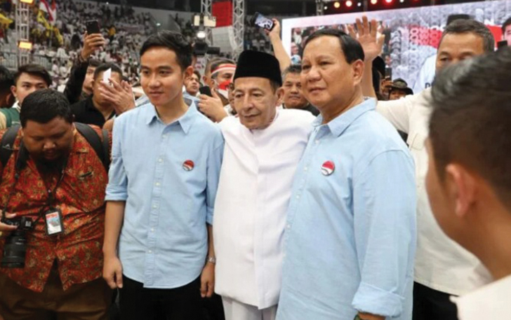 ulama besar NU Habib Muhammad Luthfi bin Ali bin Yahya datang di acara deklarasi Prabowo Subianto dan Gibran Rakabuming Raka, belum lama ini.
