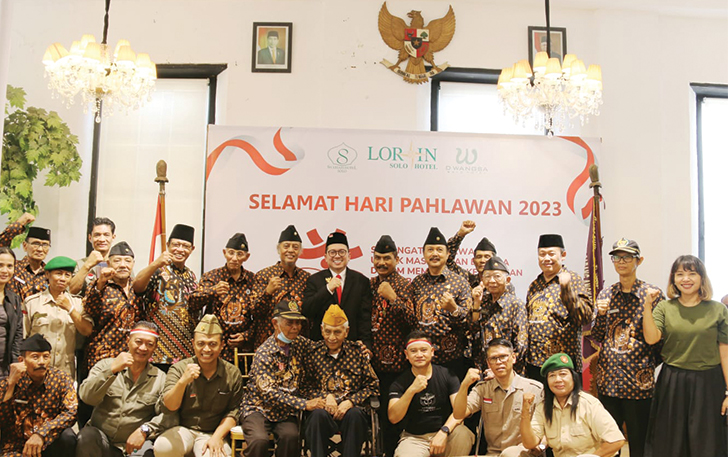 Lorin bersilaturahmi dengan DHC 45 di Gedung Djoeang, Jumat (10/11)