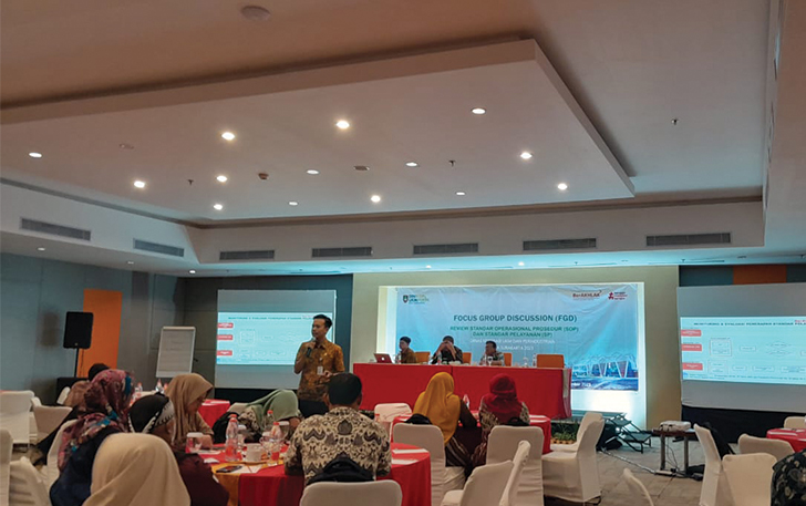 FGD Review Standar Operasional Prosedur (SOP) dan Standar Pelayanan (SP) yang digelar Dinkop UKM-Perin di Hotel Haris, Kamis (16/11).
