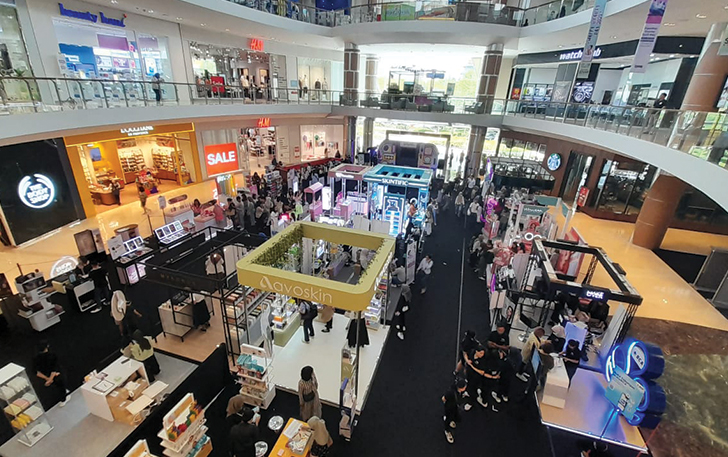Suasana Happy Beauty Day Festival di The Park Mall Solo