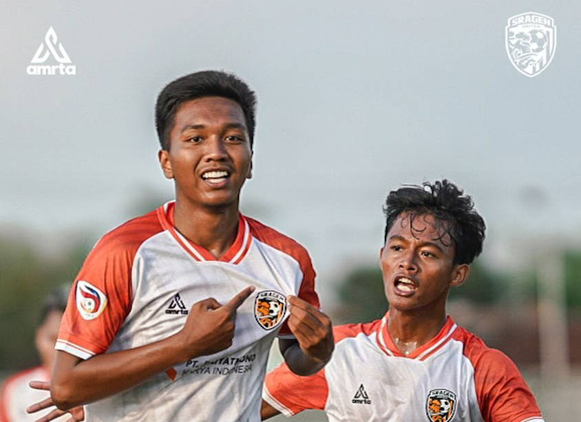 Ekspresi pemain Sragen United usai menjebol gawang lawannya di Liga 3 Jateng musim ini. (INSTAGRAM SRAGEN UNITED)