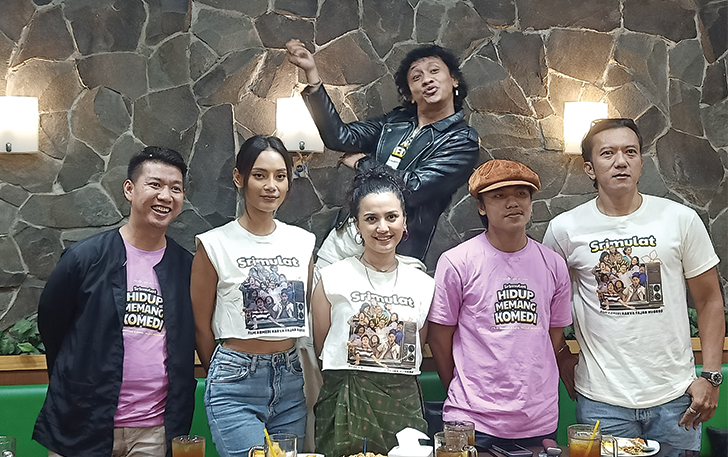 ARTIS TERNAMA: Para pemeran film Srimulat Hidup Memang Komedi
