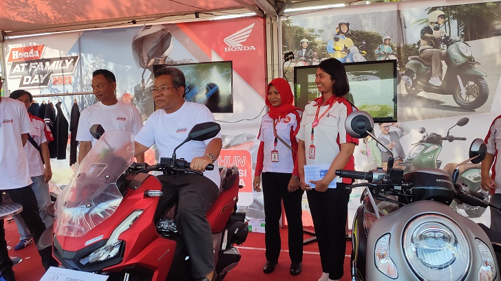 Gelaran AT Honda Family Day Sragen 2023 digelar di Alun-alun Sasono Langen Putro (19/11/2023).