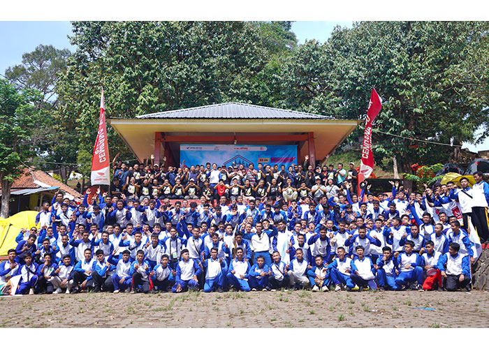 Sebanyak 450 siswa dan guru dari 60 SMK binaan Astra Motor Jateng ikuti jambore safety riding.