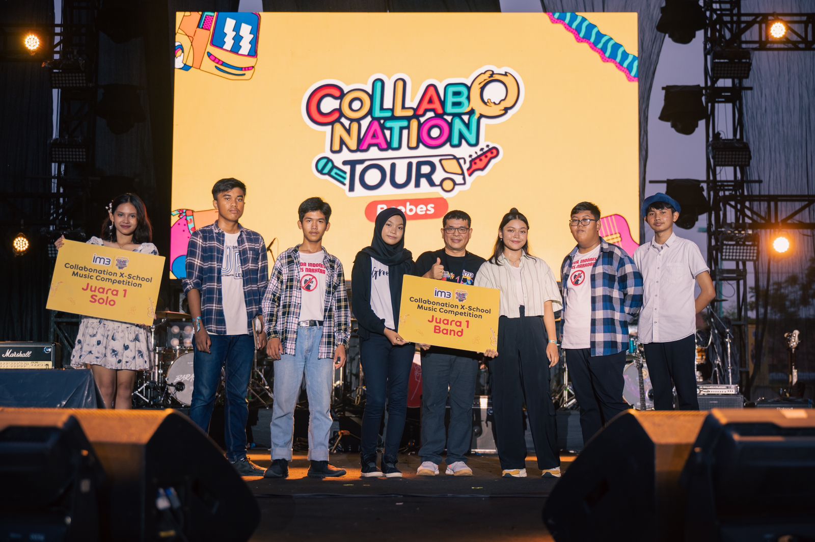 Program kompetisi seni musik Collabonation XSchool yang diikuti oleh siswa SMA dari berbagai daerah di Brebes dan Tegal.